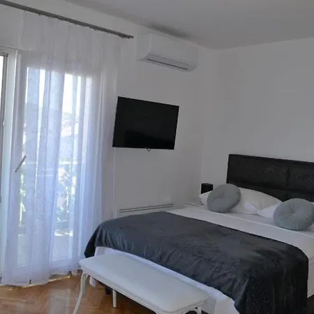 Studio Apartman Draga شقة